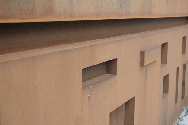 CANCELLI IN LAMIERA CORTEN