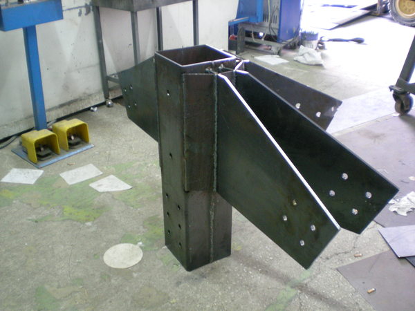 PIASTRE PORTA PILASTRO