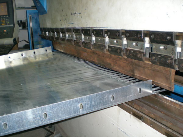 PRESSOPIEGATURA LAMIERE