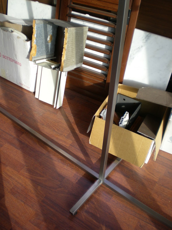APPENDERIE IN ACCIAIO INOX PER NEGOZI D'ABBIGLIAMENTO