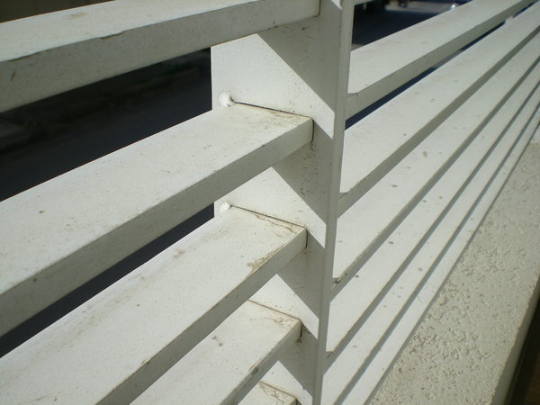 MONTANTI PER BRISE-SOLEIL