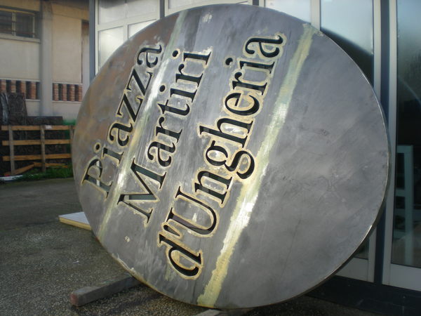 SCULTURA IN CORTEN