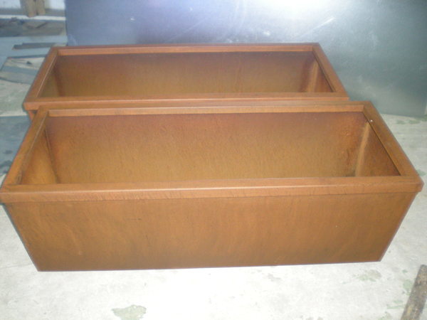 FIORIERE IN CORTEN