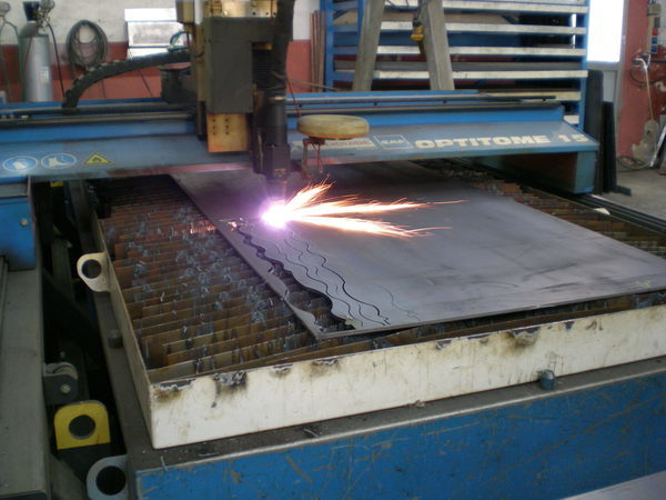 SAGOME IN FERRO PER BALCONI, CANCELLI ETC...
