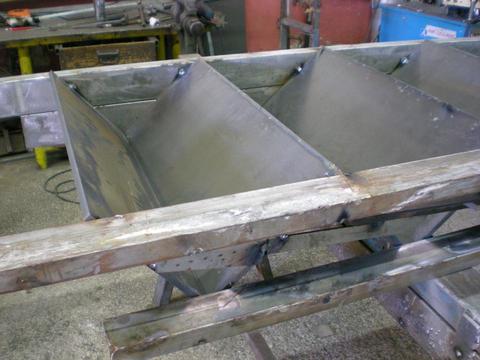 SCALE IN CORTEN