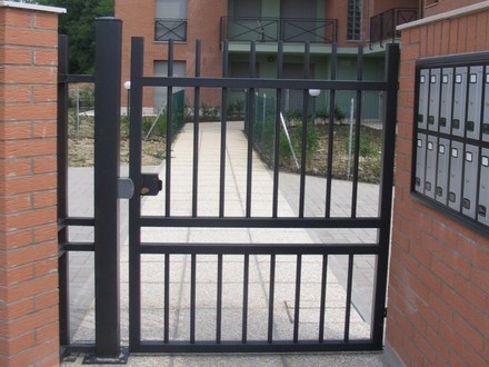 PRODUZIONE CANCELLI IN FERRO