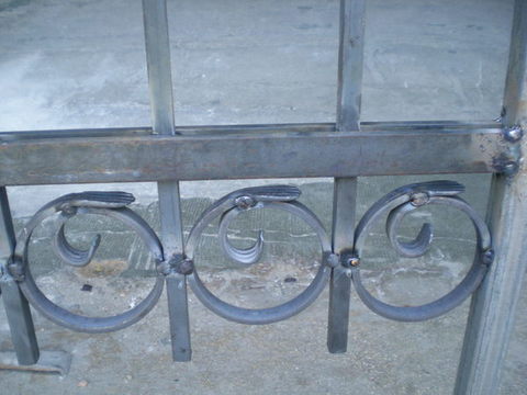 PRODUZIONE CANCELLI IN FERRO