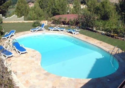COMPONENTI METALLICI PER PISCINE