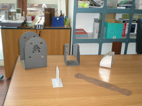 FERRAMENTERIA PER STRUTTURE IN LEGNO
