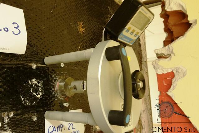 Prove su interventi di rinforzo con materiali fibrorinforzati (FRP)