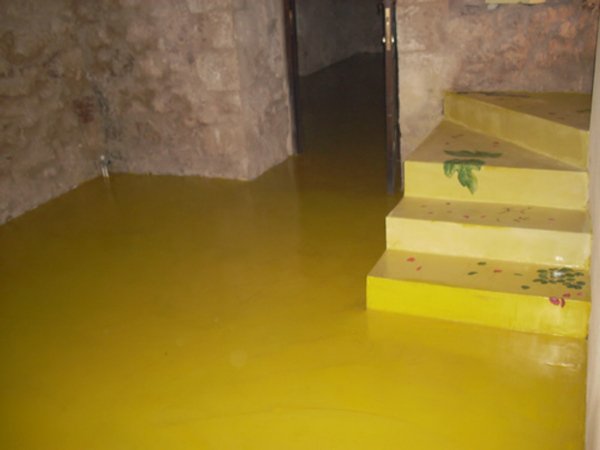 Pavimenti in Resina Spatolati per interni in Sicilia