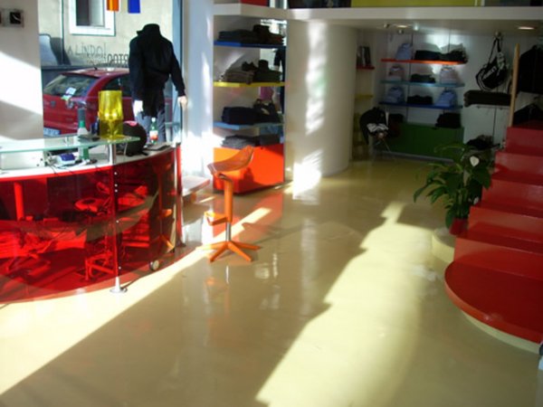 Pavimenti in Resina Spatolati per interni in Sicilia