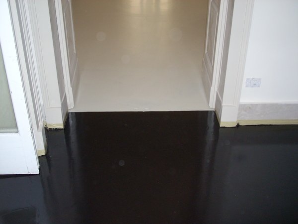 Realizzazione Pavimenti Industriali in Resina per Negozi in Sicilia
