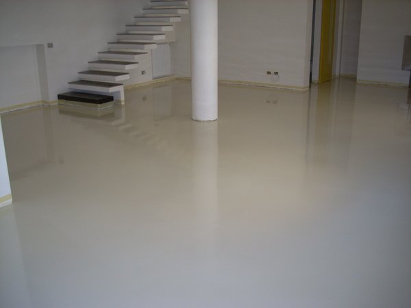 Pavimenti industriali in Resina per show-room a Trapani e ad Agrigento