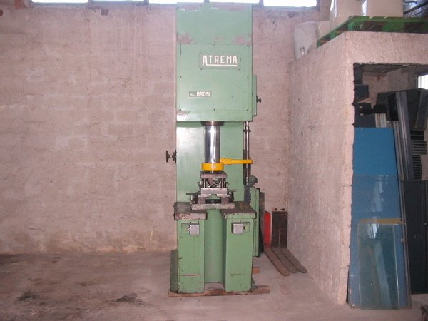 PRESSA  IDRAULICA ATREMA K 50