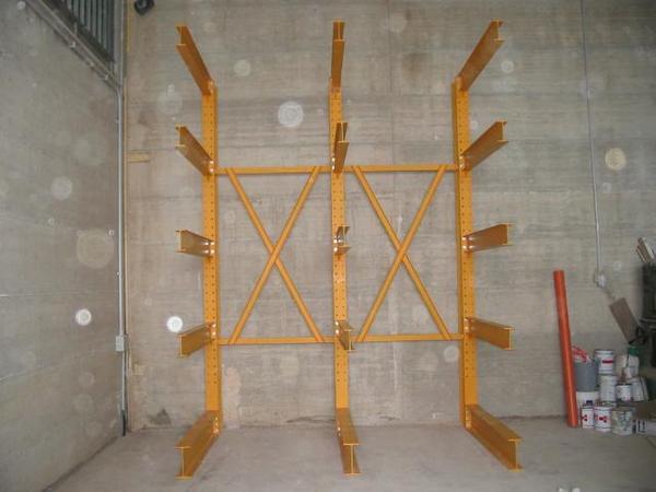 SCAFFALATURA  INDUSTRIALE CANTILEVER  MONOFRONTE/BIFRONTE