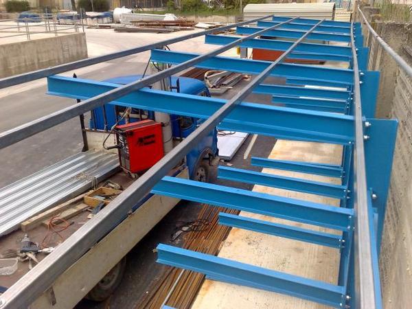 SCAFFALATURA  INDUSTRIALE CANTILEVER  MONOFRONTE/BIFRONTE