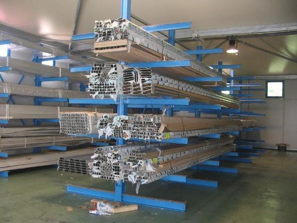 SCAFFALATURA  INDUSTRIALE CANTILEVER  MONOFRONTE/BIFRONTE