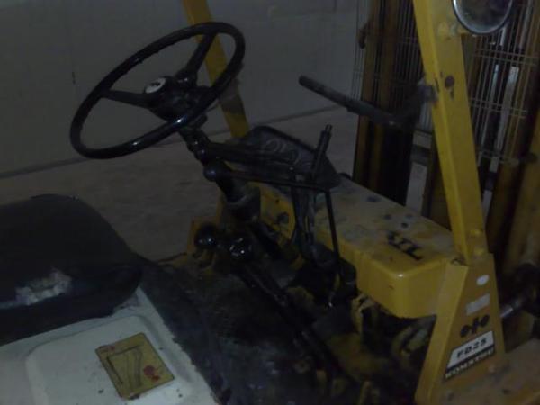 CARRELLO ELEVATORE KOMATSU H 25