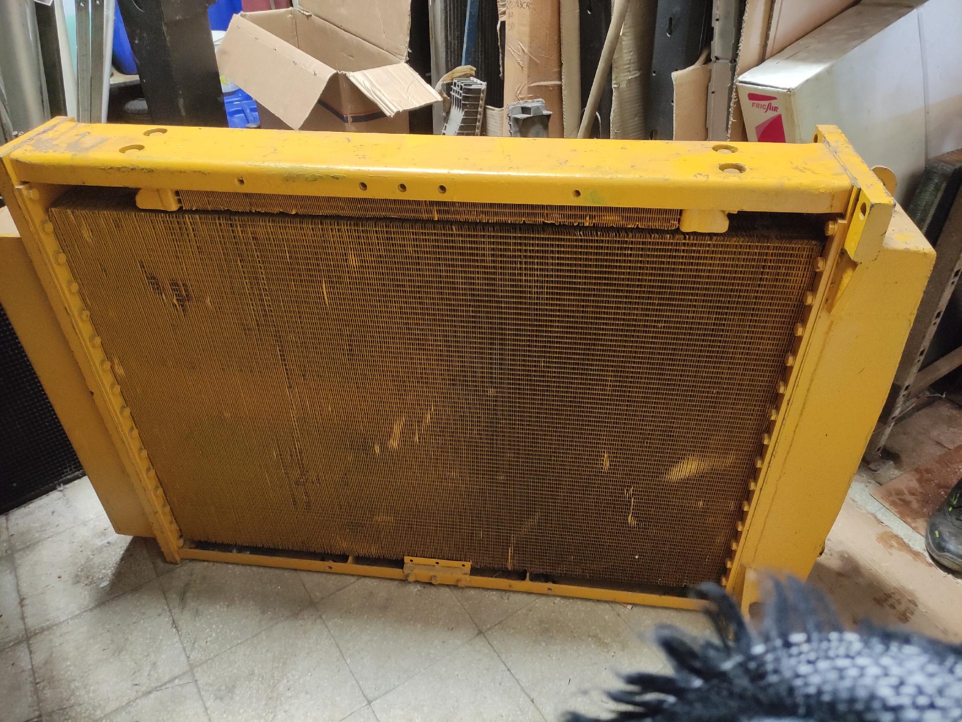 RADIATORE ACQUA KOMATSU 75 D S3
