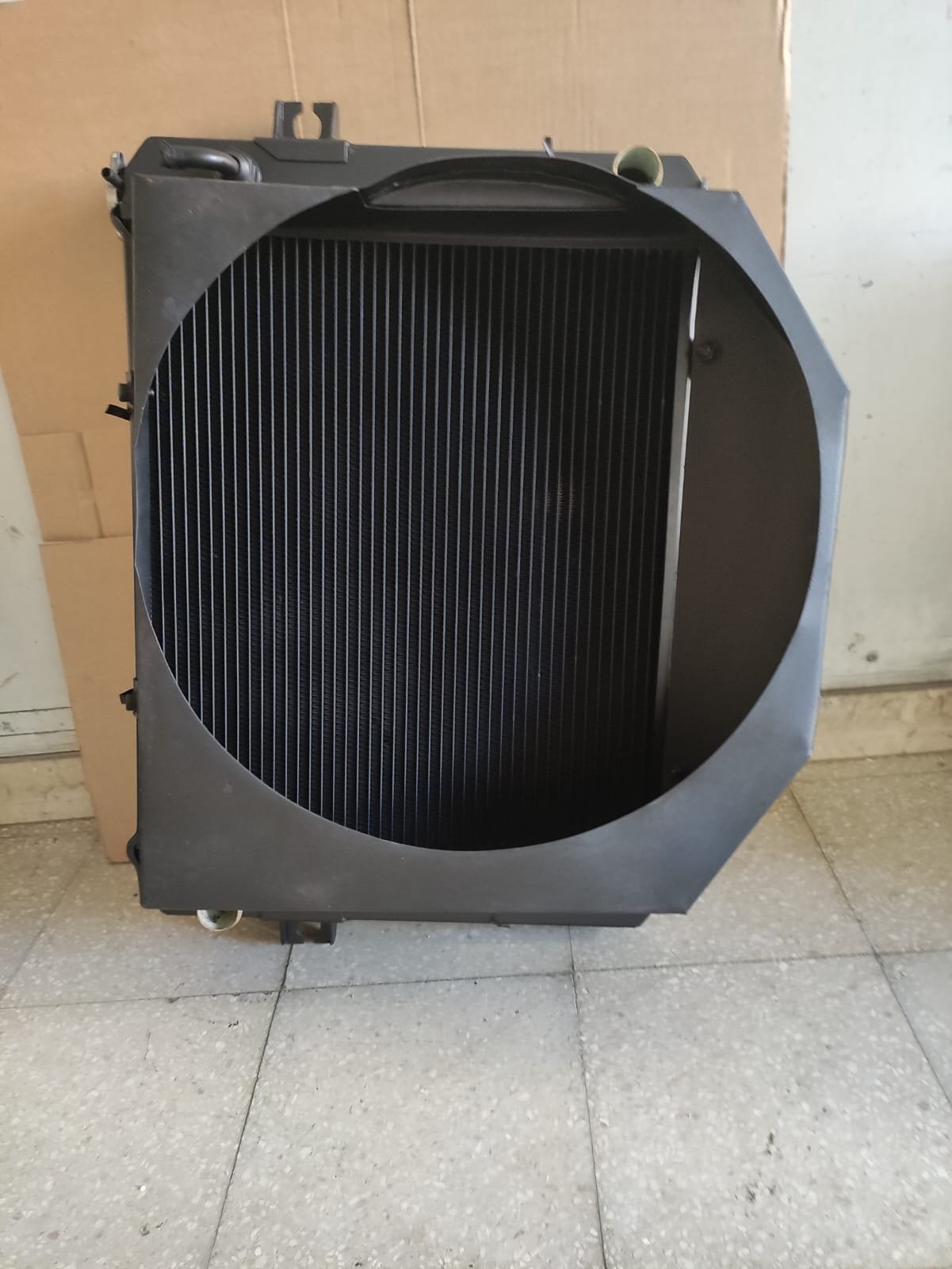 RADIATORE ACQUA CARRELLO KUBOTA CARRELLO CIE HELI