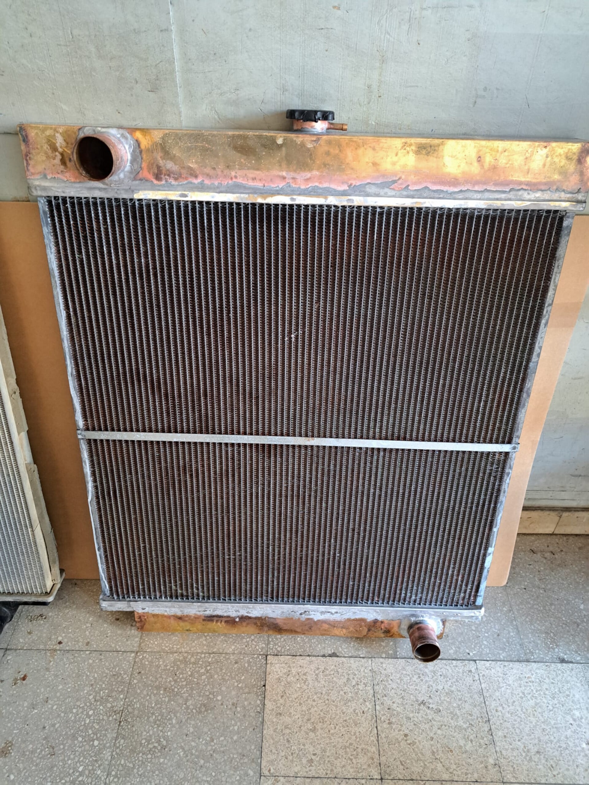 RADIATORE ACQUA CASE CX 130