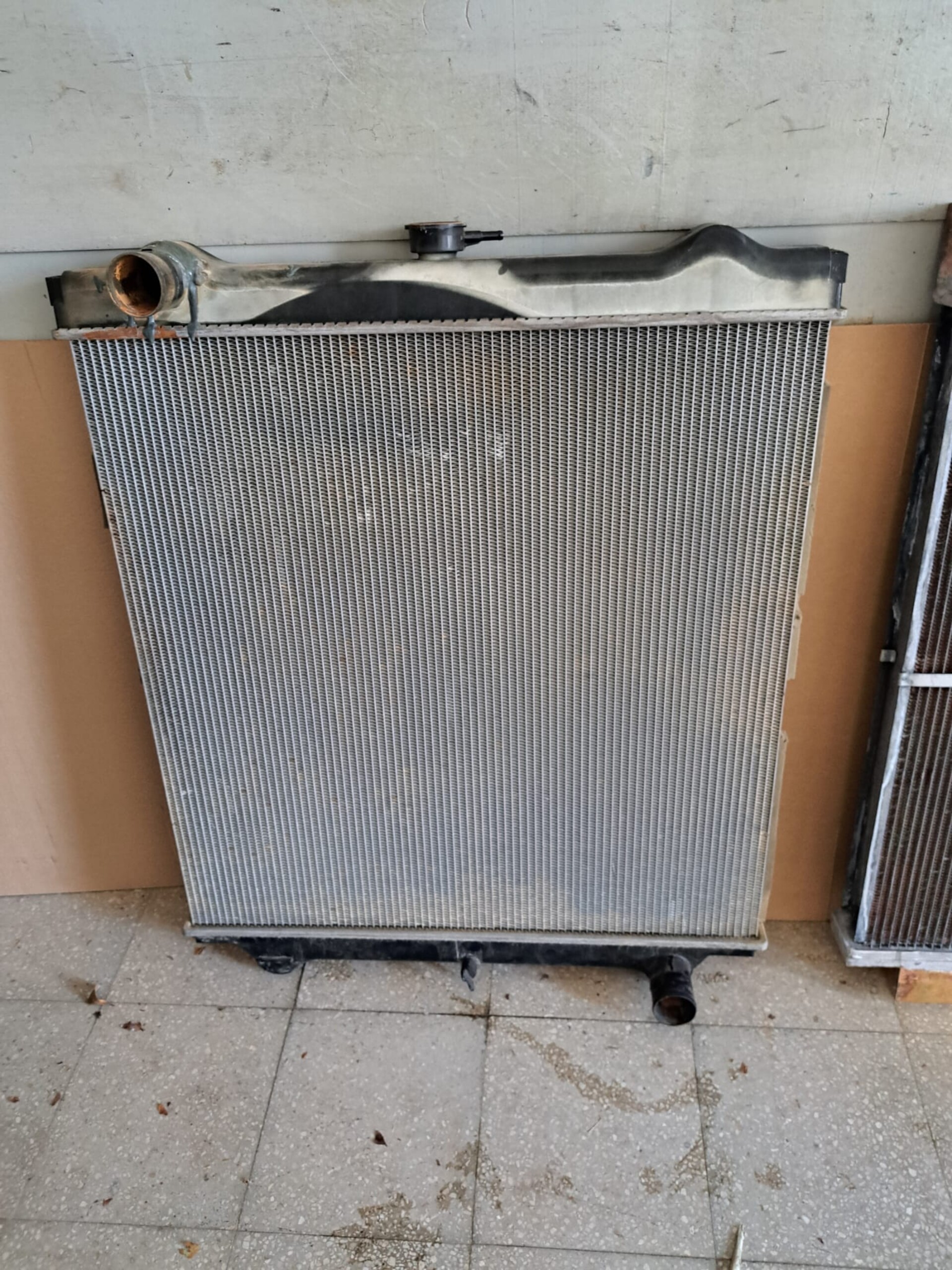 RADIATORE ACQUA CASE CX 130