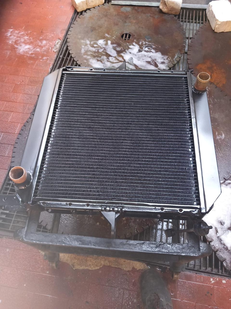RADIATORE ACQUA NISSAN CABSTAR TL 35