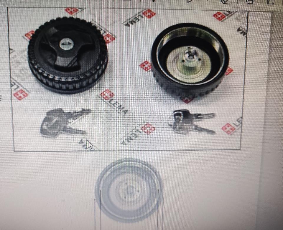 TAPPO PER SERBATOIO CARBURANTE IVECO/FIAT /OM OM 40.35 / 40NC/ 50 NC/ 55NC / 60 NC/IVECO DAILY 1° SERIE