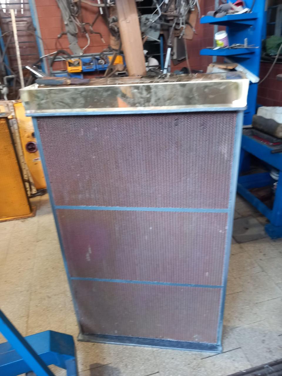 RADIATORE ACQUA VOLVO T 150