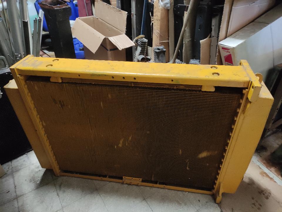 RADIATORE ACQUA KOMATSU 75 D S3