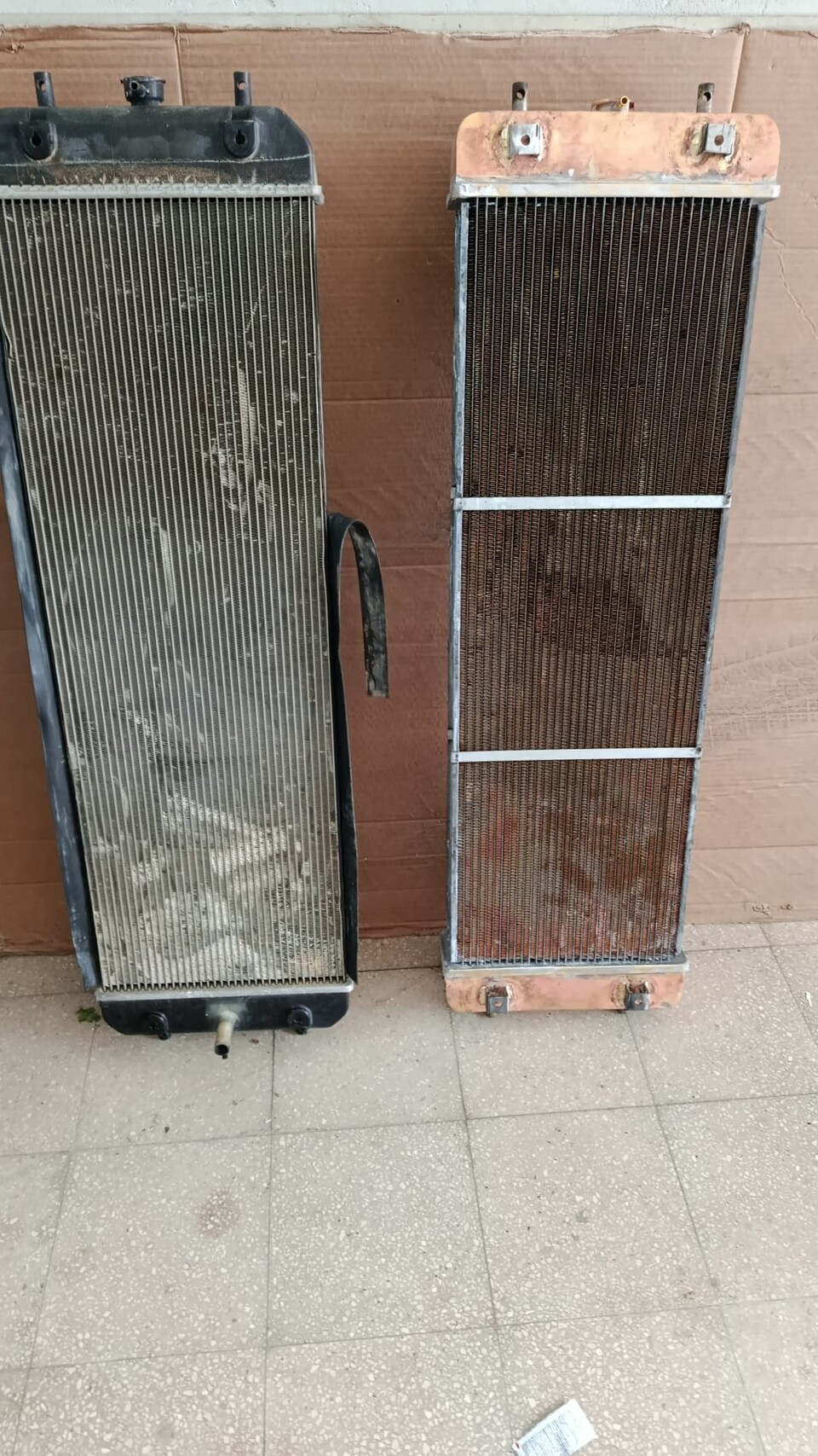 RADIATORE ACQUA HITACHI ZAX 240