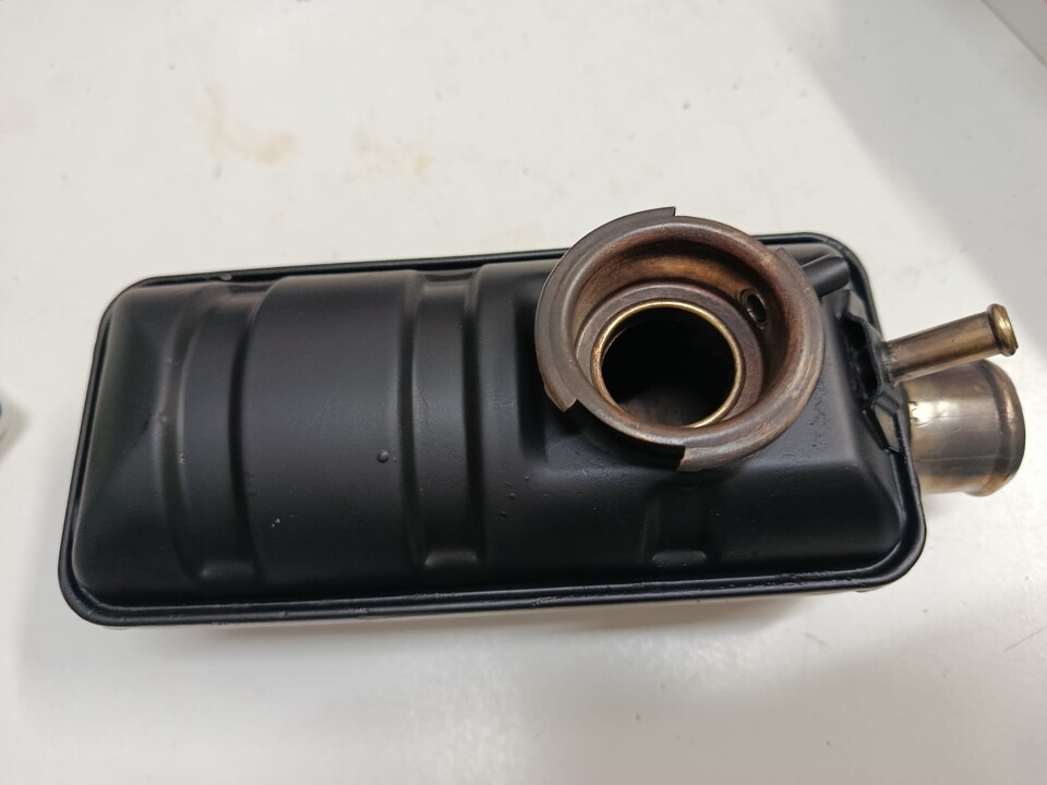 VASCHETTA DI RECUPERO ACQUA FORD Ford Transit