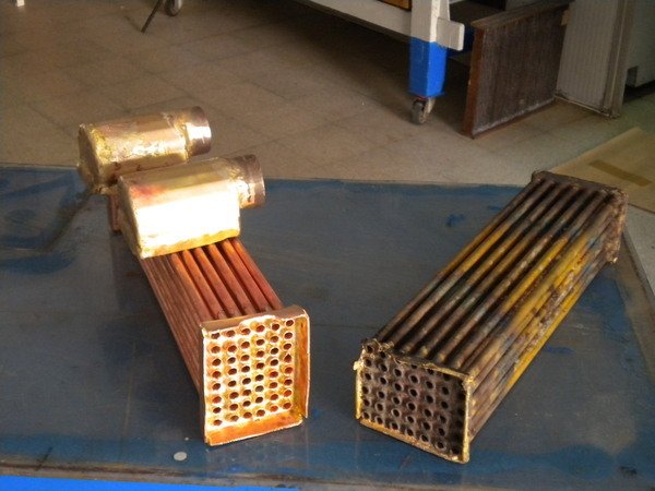 Costruzione Radiatore olio CATERPILLAR IT 12