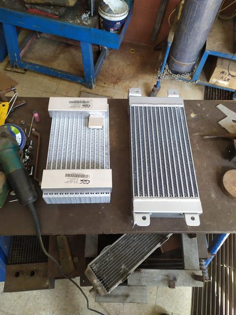 RADIATORE OLIO SAME TRATTORE EXPLOR 105 Prima Serie  DAUZER AGROFARY 420 TB