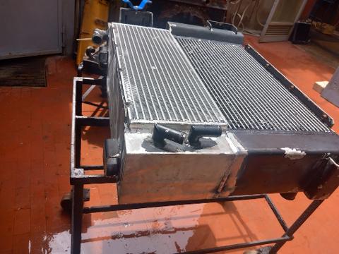RADIATORE OLIO VENDEMMIATRICE N.H BRAUN 9060L