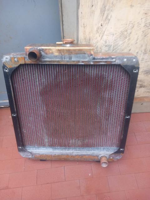 RADIATORE ACQUA NEW HOLLAND TD 50.50