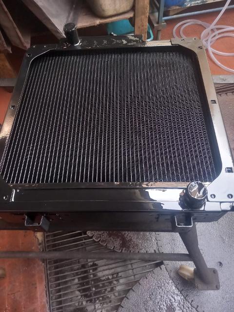 RADIATORE ACQUA NEW HOLLAND TD 50.50