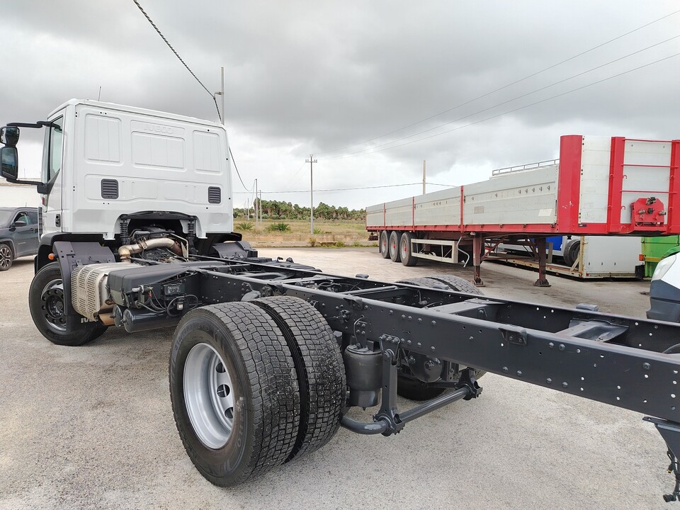Iveco Eurocargo 180E28P AUTOTELAIO CABINATO Diesel