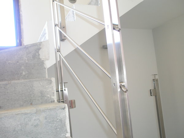 Scale e ringhiere in acciaio inox - 1 ETNAINOX