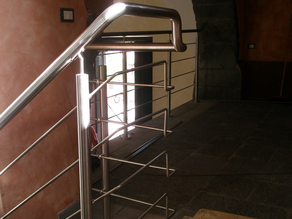 Scale e ringhiere in acciaio inox - 3 ETNAINOX