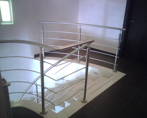 Scale e ringhiere in acciaio inox - 1 ETNAINOX