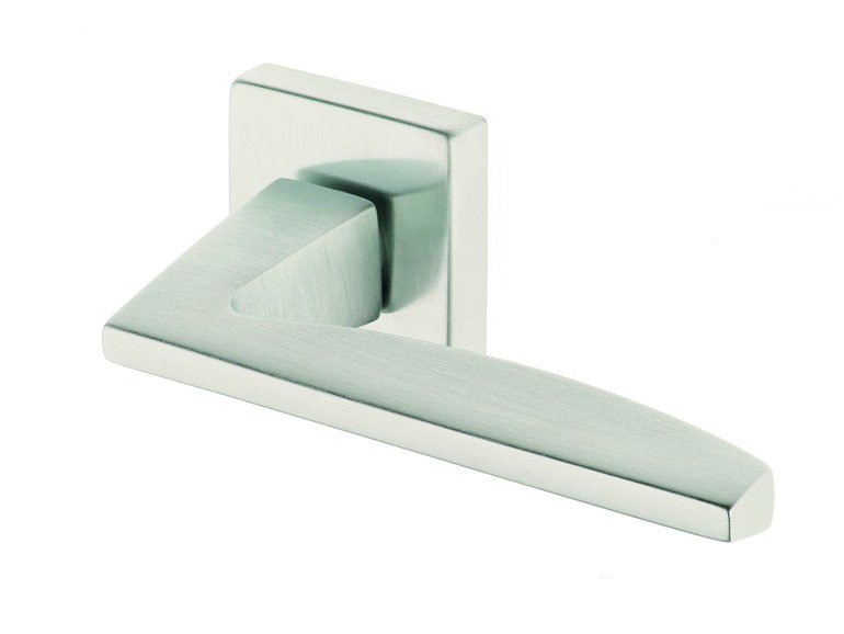 Maniglie per porte interne in stile moderno - modelloAsti - in Cromo  Satinato : : Fai da te