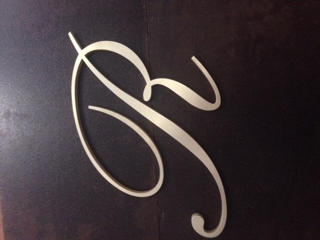LETTERA IN OTTONE