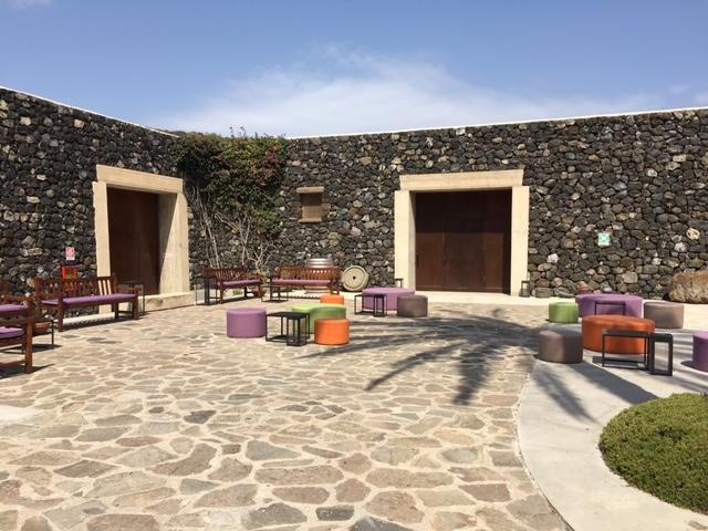 Tavolo in lamiera di design