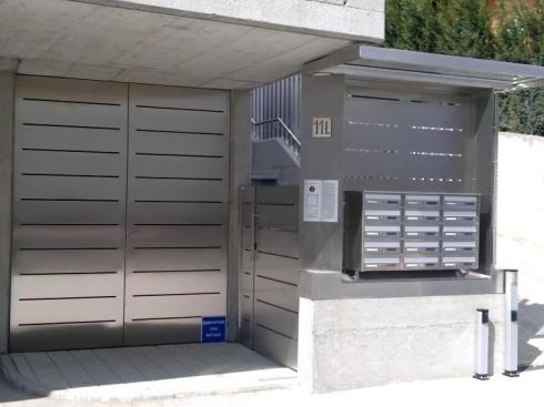CANCELLO A BATTENTE IN ACCIAIO INOX