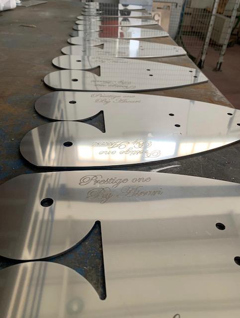 Lavorazione conto terzi con sistema 2D di taglio laser con fibra ottica piano di carico 3000mmx1500mm.