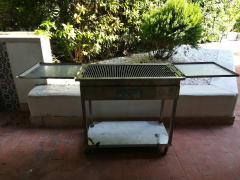 BARBECUE IN ACCIAIO INOX AISI 304 CON GRIGLIA fervin sas incasso e non