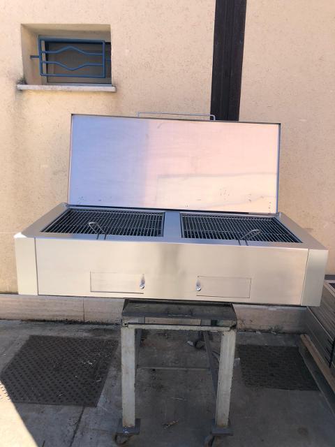 BARBECUE IN ACCIAIO INOX AISI 304 CON GRIGLIA fervin sas incasso e non