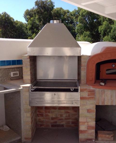 BARBECUE IN ACCIAIO INOX AISI 304 CON GRIGLIA fervin sas incasso e non